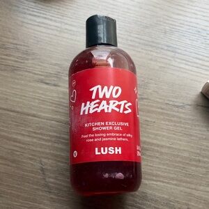 New Lush Two Hearts Kitchen Exclusive Shower Gel